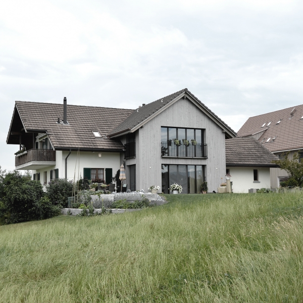 01_05_09_anbau mfh uerzlikon