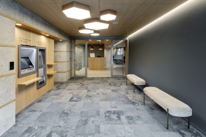 RAIFFEISENBANK_DOTTIKON_-04